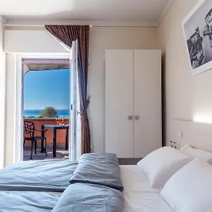 2* Hotel Cristina